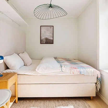 Dinbnb L Historic 4br House L 2 Free Parking L Balcony&terrace Feriehus Bergen