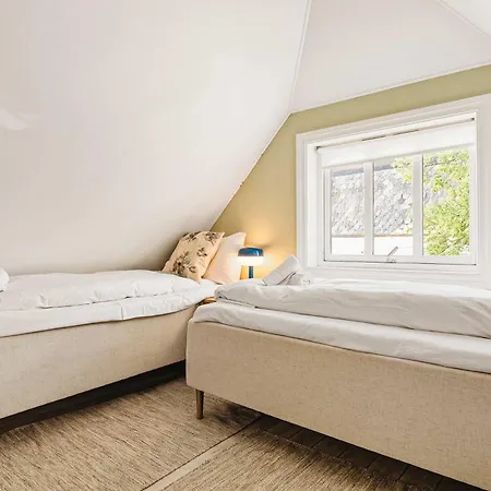 Holiday home Dinbnb L Historic 4br House L 2 Free Parking L Balcony&terrace Bergen